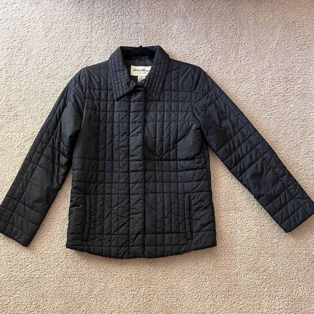Eddie Bauer black puffy jacket